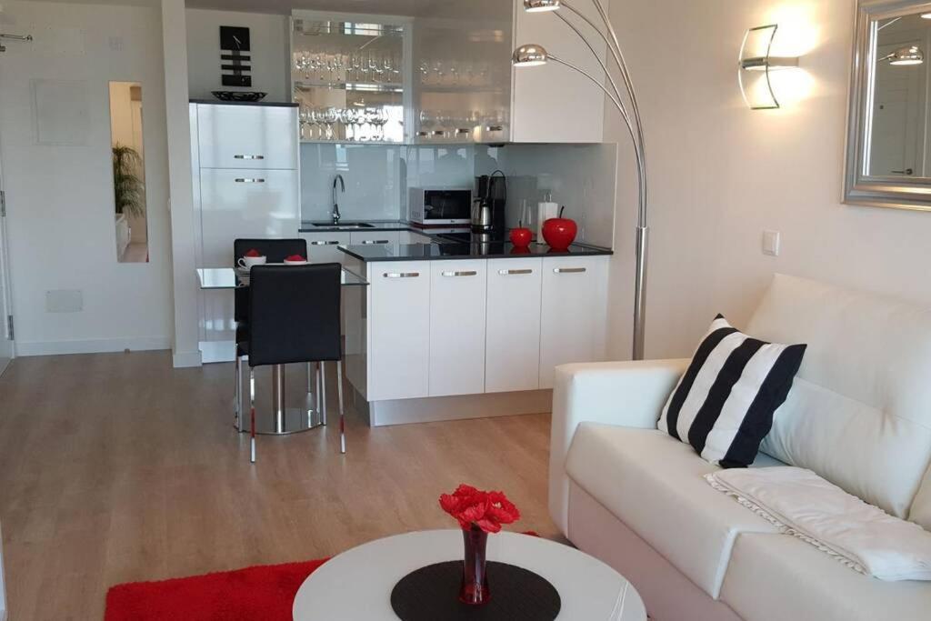 Modern Apartment With Stunning Sea View Cala Millor  Ngoại thất bức ảnh
