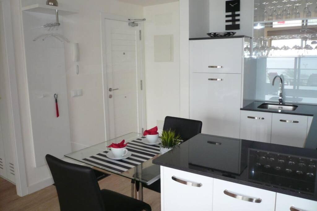 Modern Apartment With Stunning Sea View Cala Millor  Ngoại thất bức ảnh