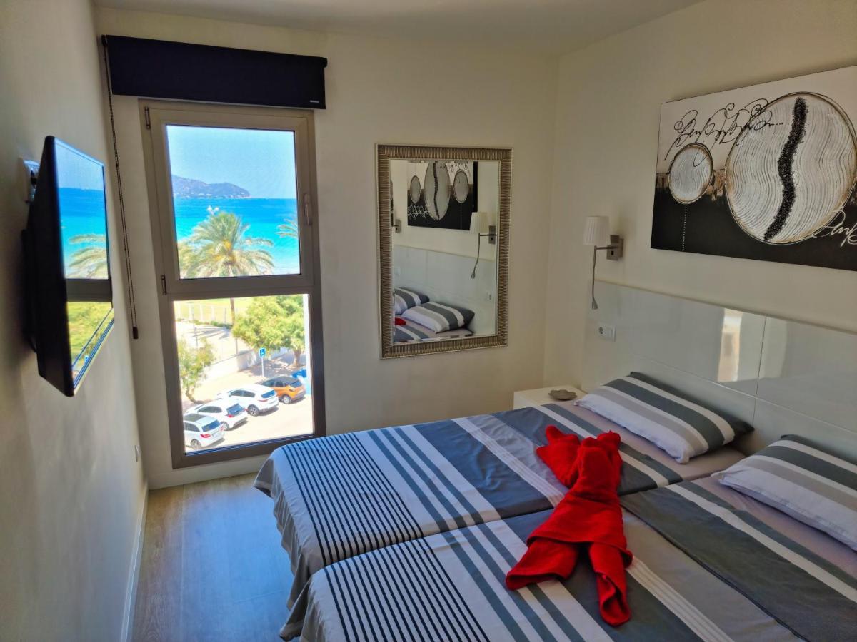 Modern Apartment With Stunning Sea View Cala Millor  Ngoại thất bức ảnh